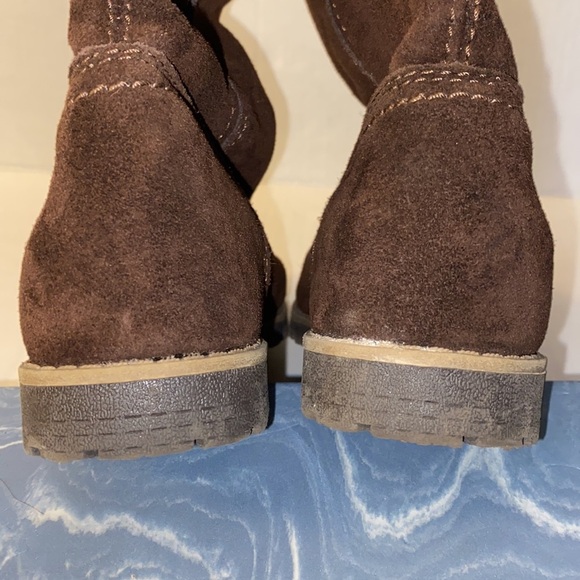 Khombu Copley Brown Suede Winter Boots - Picture 9 of 12